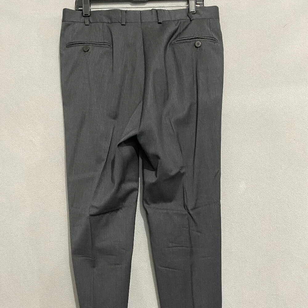 Isaia Men's Luxury Suit!